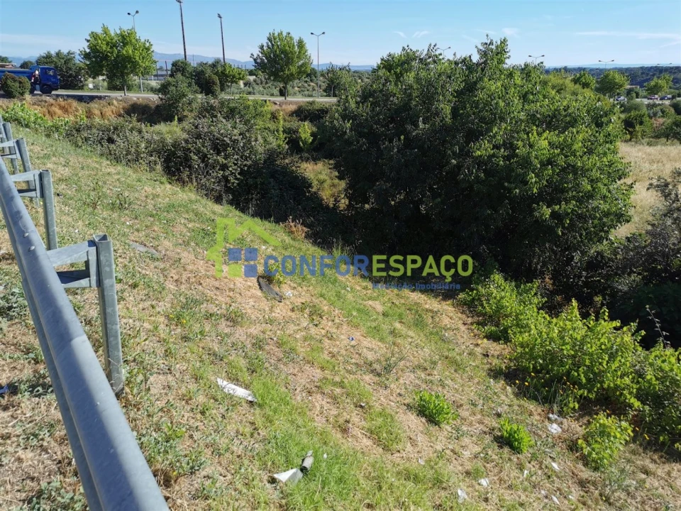 Terreno para Venda em Castelo Branco Foto 3