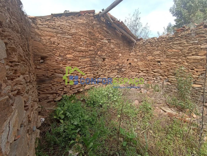 Terreno para Venda em Aldeia do Bispo, Águas e Aldeia de João Pires Foto 3