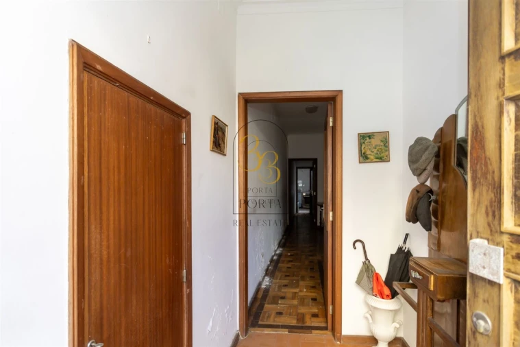 Moradia T4 para Venda em Aldoar, Foz do Douro e Nevogilde Foto 8