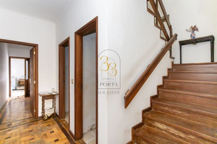 Moradia T4 para Venda em Aldoar, Foz do Douro e Nevogilde Foto 12