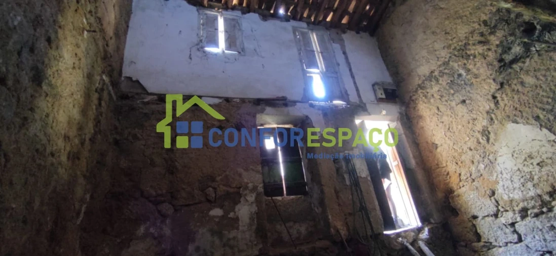 Moradia T2 para Venda em Tinalhas Foto 3