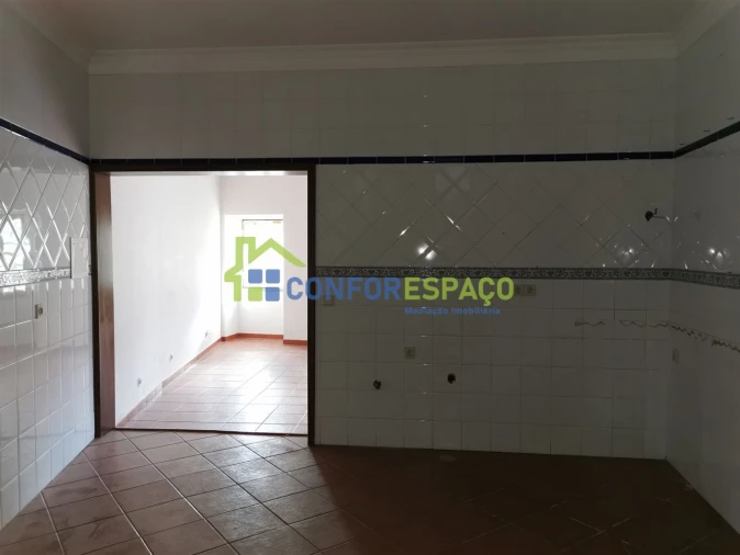 Moradia T2 para Venda em Idanha-A-Nova e Alcafozes Foto 7