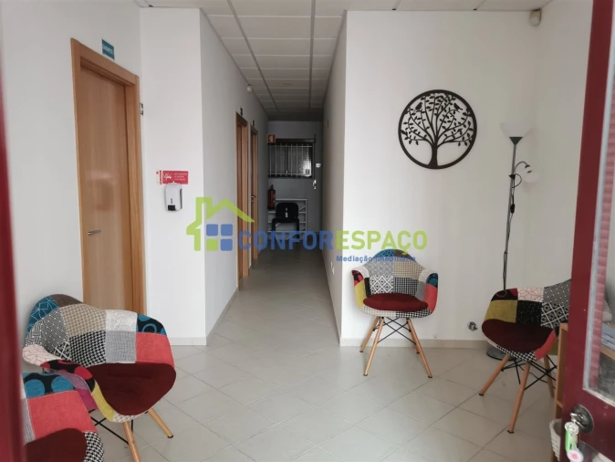 Loja para Arrendamento em Castelo Branco Foto 1