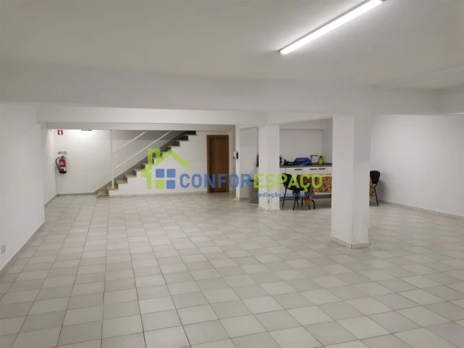 Loja para Arrendamento em Castelo Branco Foto 28