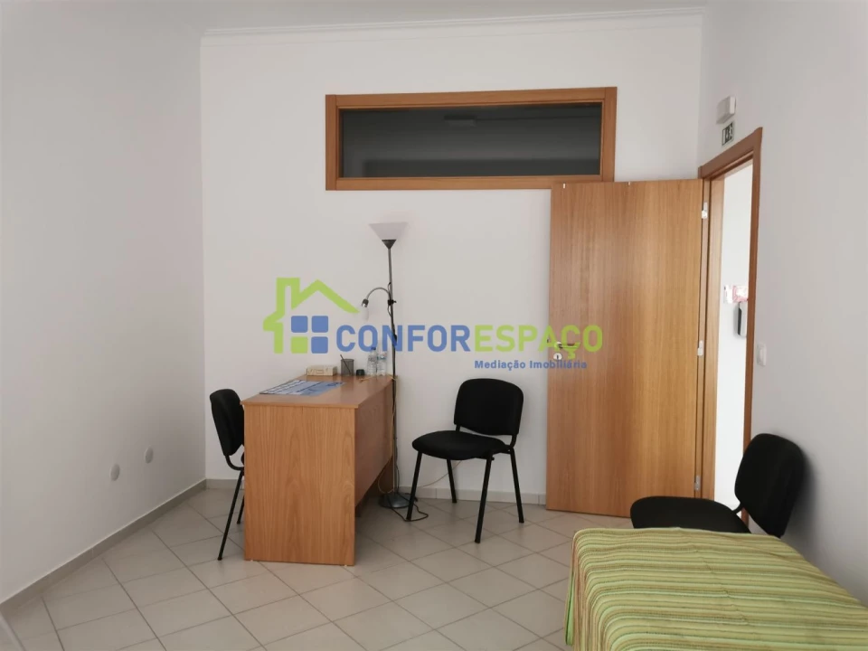 Loja para Arrendamento em Castelo Branco Foto 6