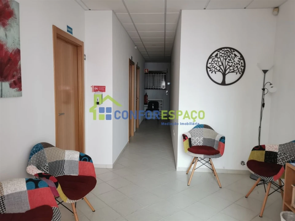 Loja para Arrendamento em Castelo Branco Foto 3