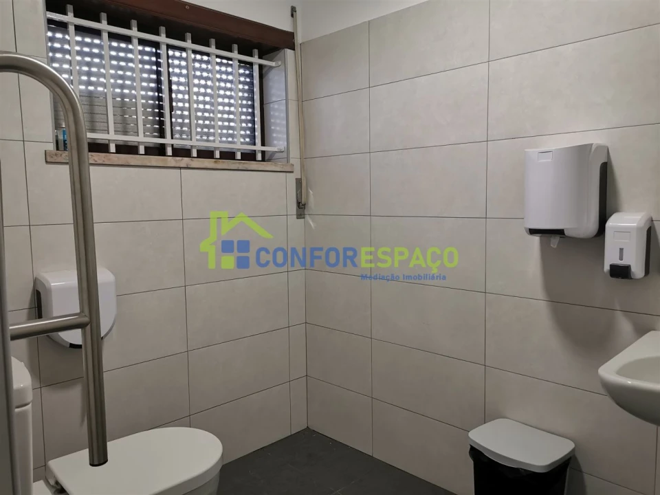 Loja para Arrendamento em Castelo Branco Foto 22