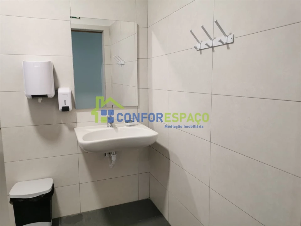 Loja para Arrendamento em Castelo Branco Foto 20