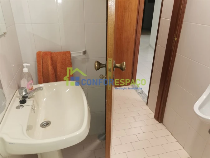 Loja para Arrendamento em Castelo Branco Foto 15