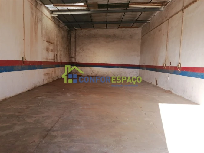 Loja para Arrendamento em Castelo Branco Foto 1