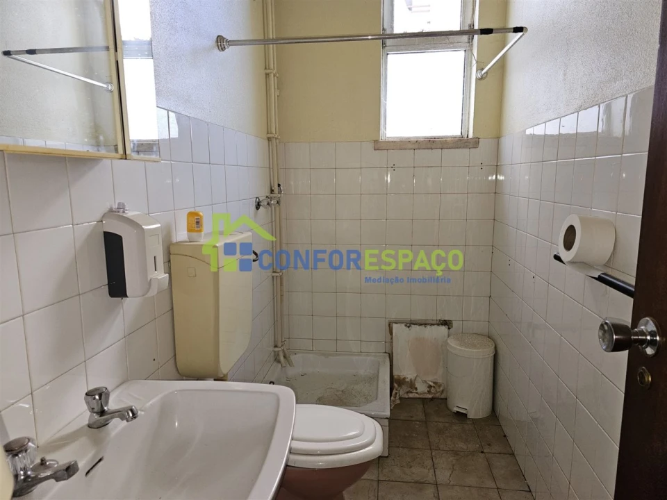 Loja para Venda em Castelo Branco Foto 28