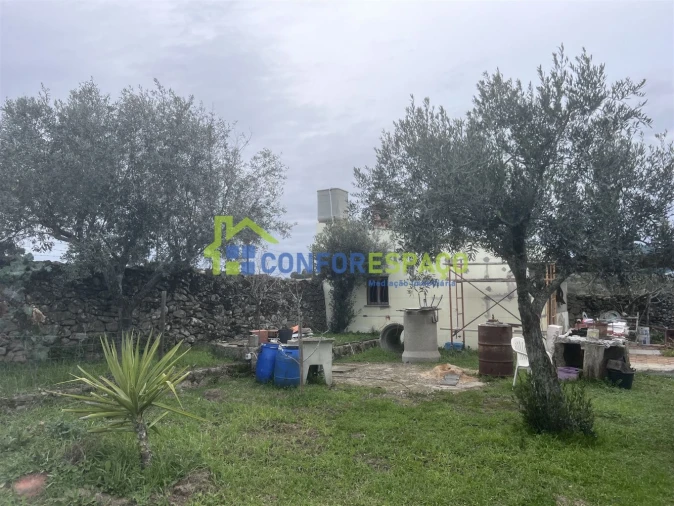 Quinta T0 para Venda em Escalos de Cima e Lousa Foto 3