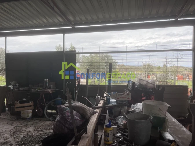 Quinta T0 para Venda em Escalos de Cima e Lousa Foto 16