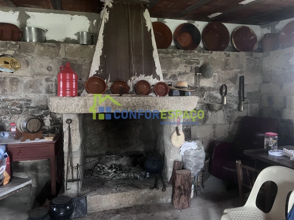 Quinta T0 para Venda em Escalos de Cima e Lousa Foto 5