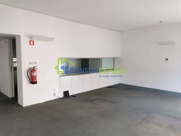 Loja para Venda em Castelo Branco