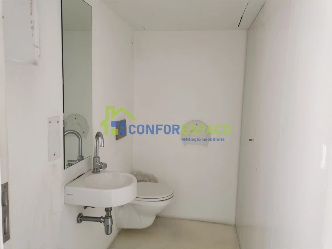 Loja para Venda em Castelo Branco Foto 36