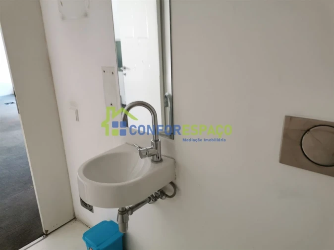 Loja para Venda em Castelo Branco Foto 38