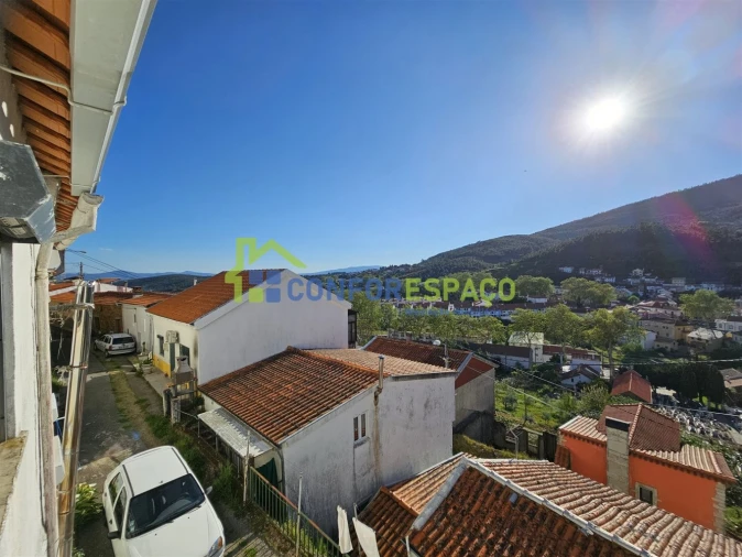 Moradia T4 para Venda em Unhais da Serra Foto 28