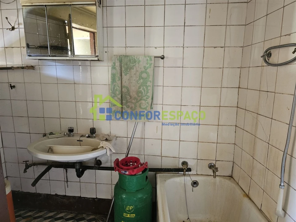 Moradia T4 para Venda em Unhais da Serra Foto 11