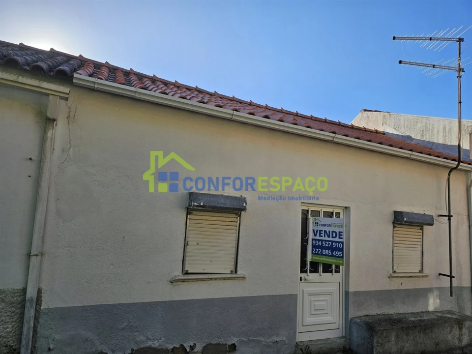 Moradia T4 para Venda em Unhais da Serra Foto 25