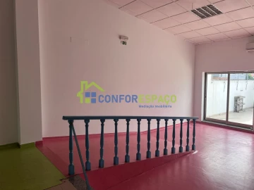 Loja para Venda em Cebolais de Cima e Retaxo