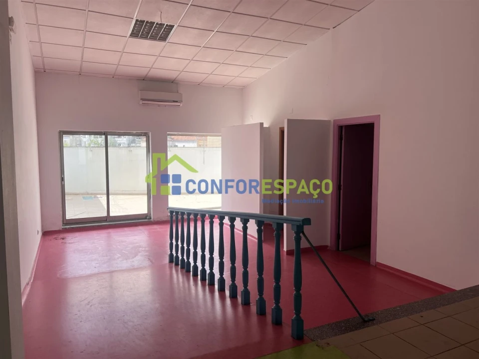 Loja para Venda em Cebolais de Cima e Retaxo Foto 4