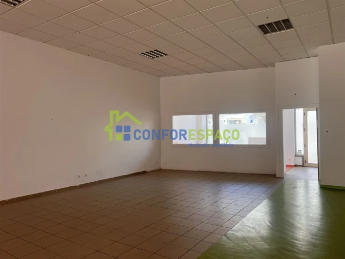 Loja para Venda em Cebolais de Cima e Retaxo Foto 8