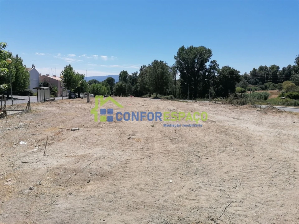 Terreno para Venda em Tortosendo Foto 16