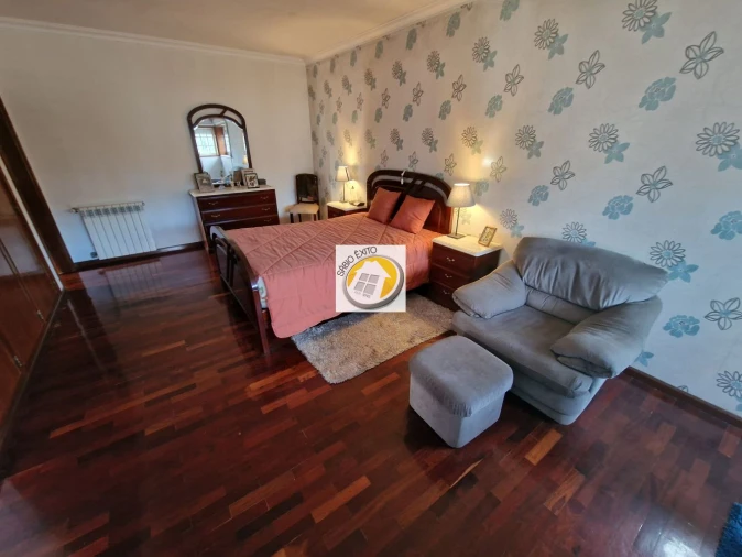 Moradia T4 para Venda em Argoncilhe Foto 22