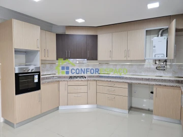 Moradia T5 para Venda em Castelo Branco