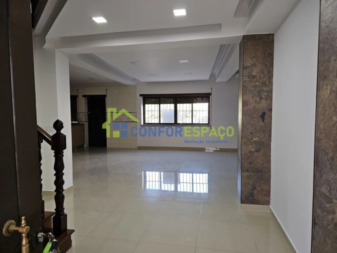 Moradia T5 para Venda em Castelo Branco Foto 3