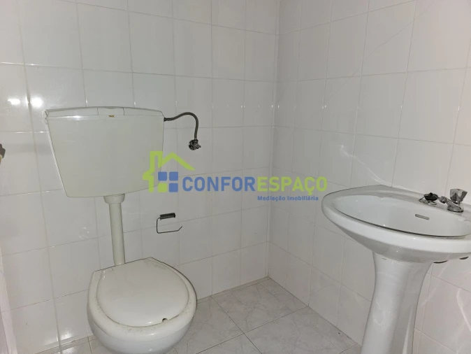 Loja para Venda em Castelo Branco Foto 11
