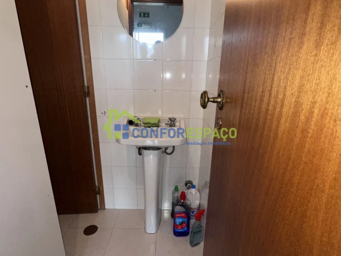 Loja para Venda em Castelo Branco Foto 17