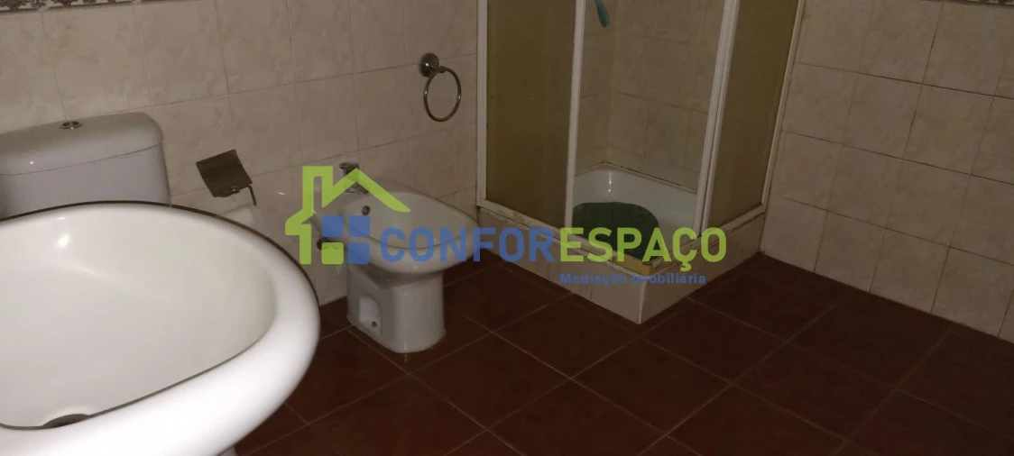 Quinta T0 para Venda em Póvoa de Rio de Moinhos e Cafede Foto 32