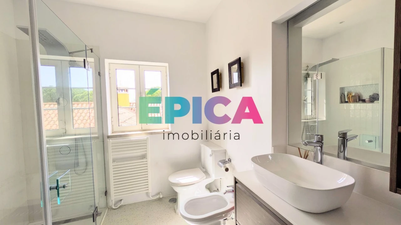 Moradia T6 para Venda em Quinta do Conde Foto 26