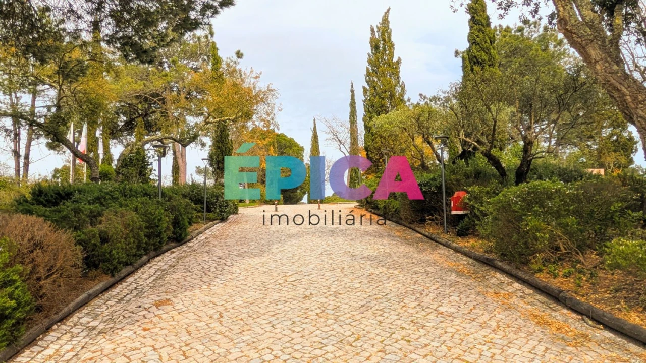 Moradia T6 para Venda em Quinta do Conde Foto 36