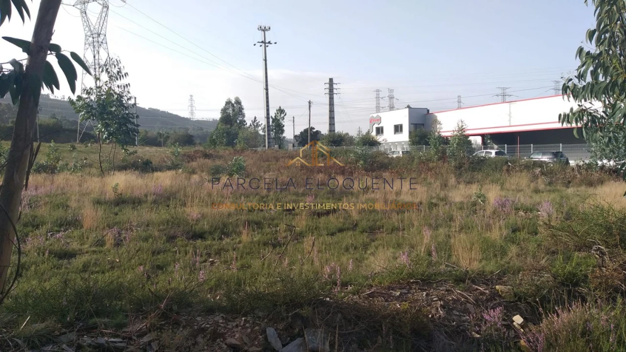 Terreno para Venda em Recarei Foto 3