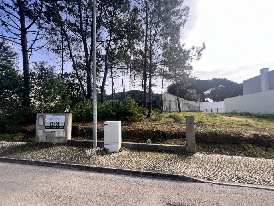Terreno para Venda em Sesimbra (Castelo) Foto 1