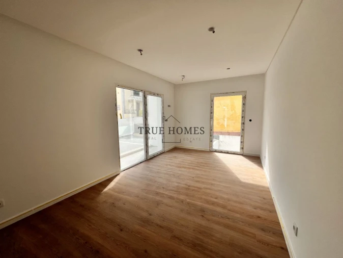 Moradia T4 para Venda em Laranjeiro e Feijó Foto 9