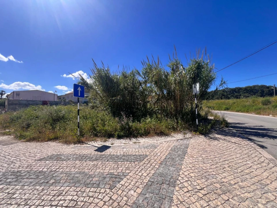 Terreno para Venda em Caparica e Trafaria Foto 2