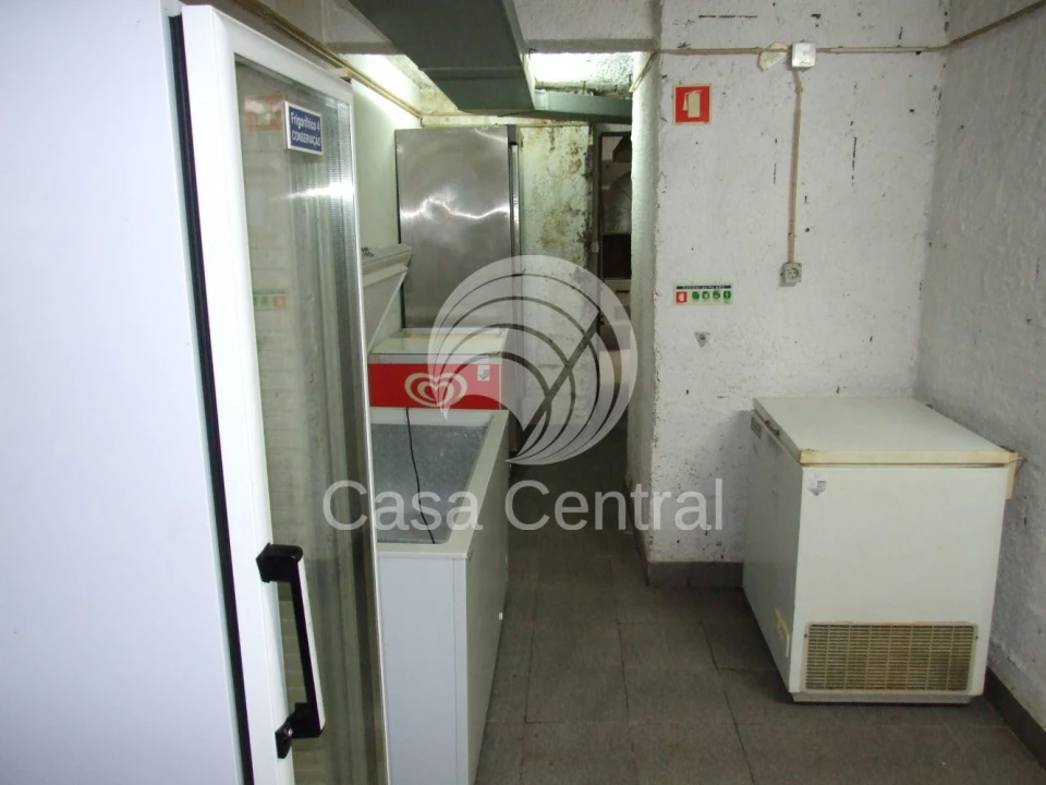 Loja para Venda em Queluz e Belas Foto 36