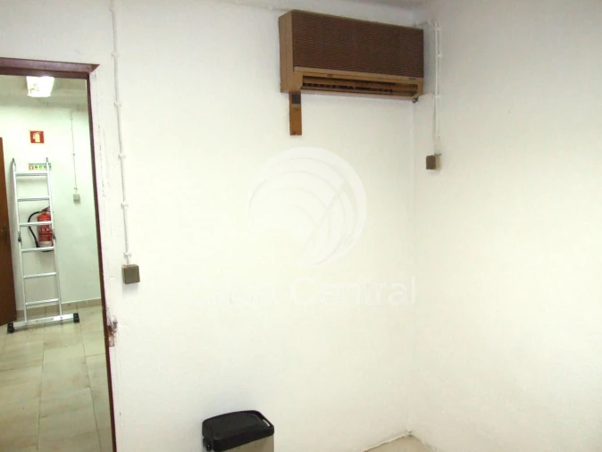 Loja para Venda em Queluz e Belas Foto 26