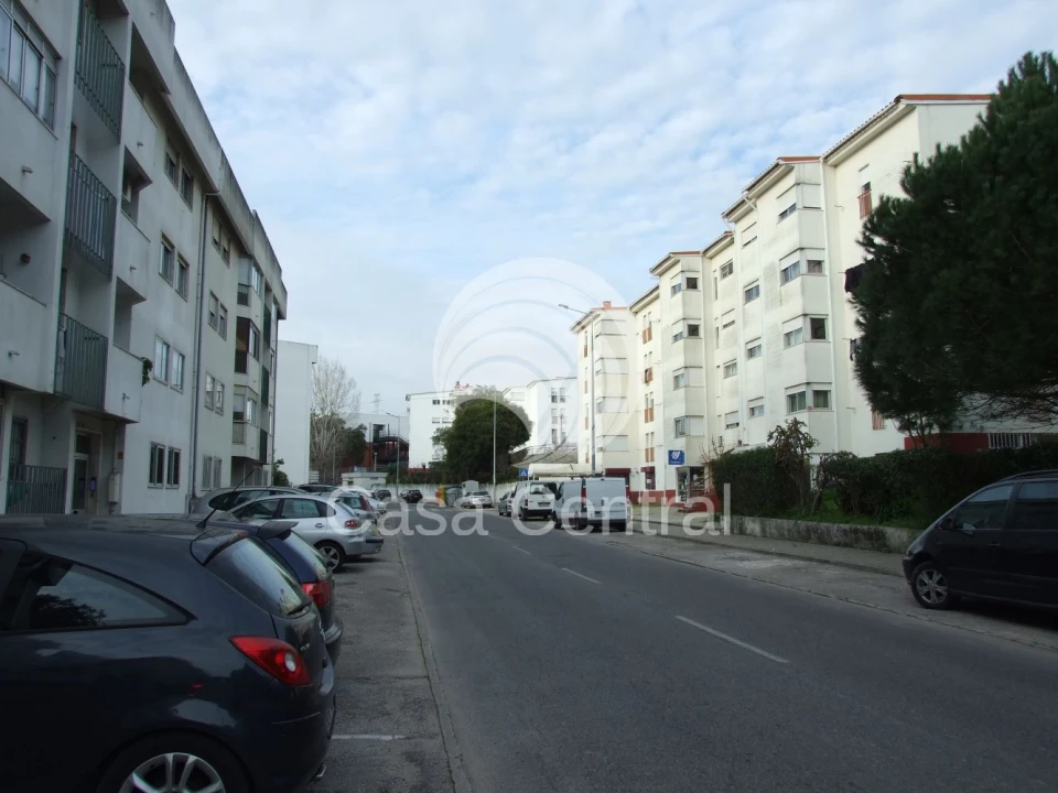 Loja para Venda em Queluz e Belas Foto 42