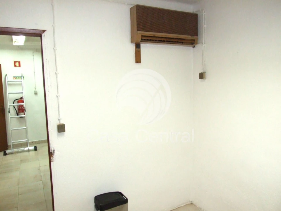 Loja para Venda em Queluz e Belas Foto 26