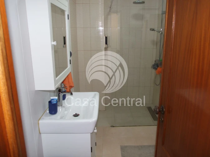 Moradia T5 para Venda em Alcabideche Foto 30