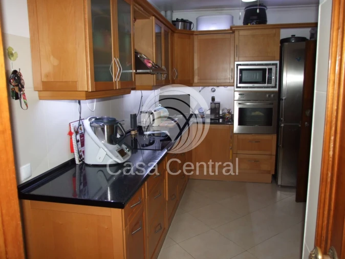 Moradia T5 para Venda em Alcabideche Foto 18