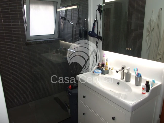 Moradia T5 para Venda em Alcabideche Foto 41