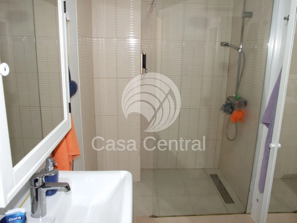 Moradia T5 para Venda em Alcabideche Foto 31