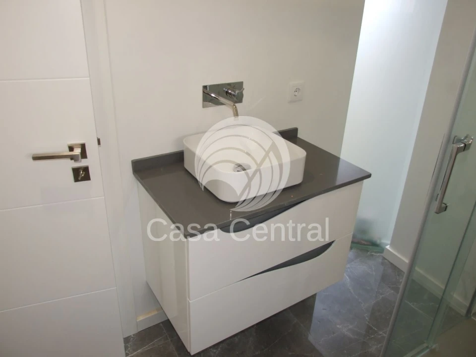 Moradia T3 para Venda em Alcabideche Foto 14