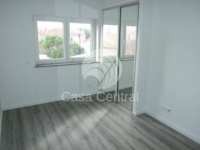 Moradia T3 para Venda em Alcabideche Foto 22